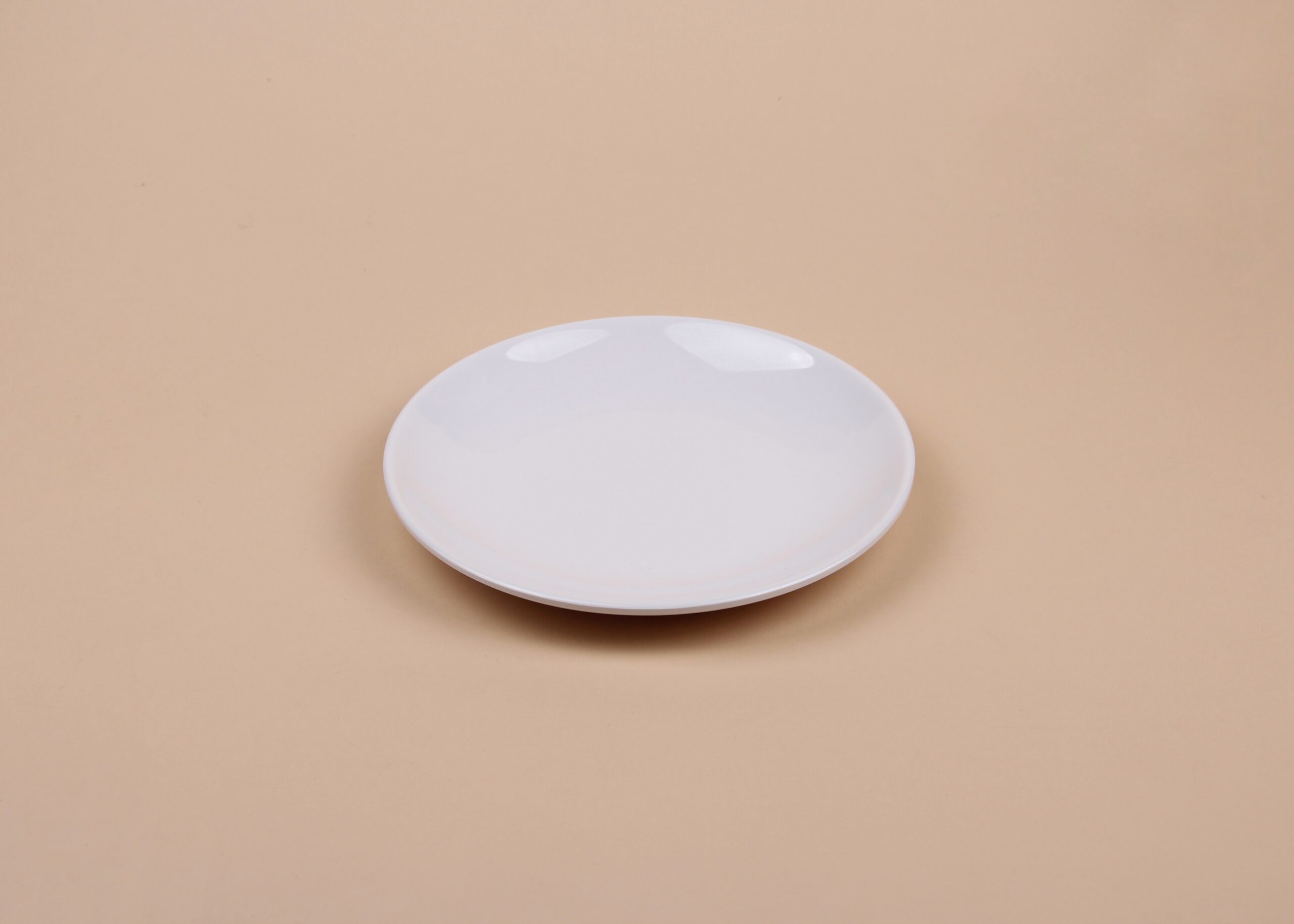 Тарілка біла, d = 18 см, арт. KN-5008B