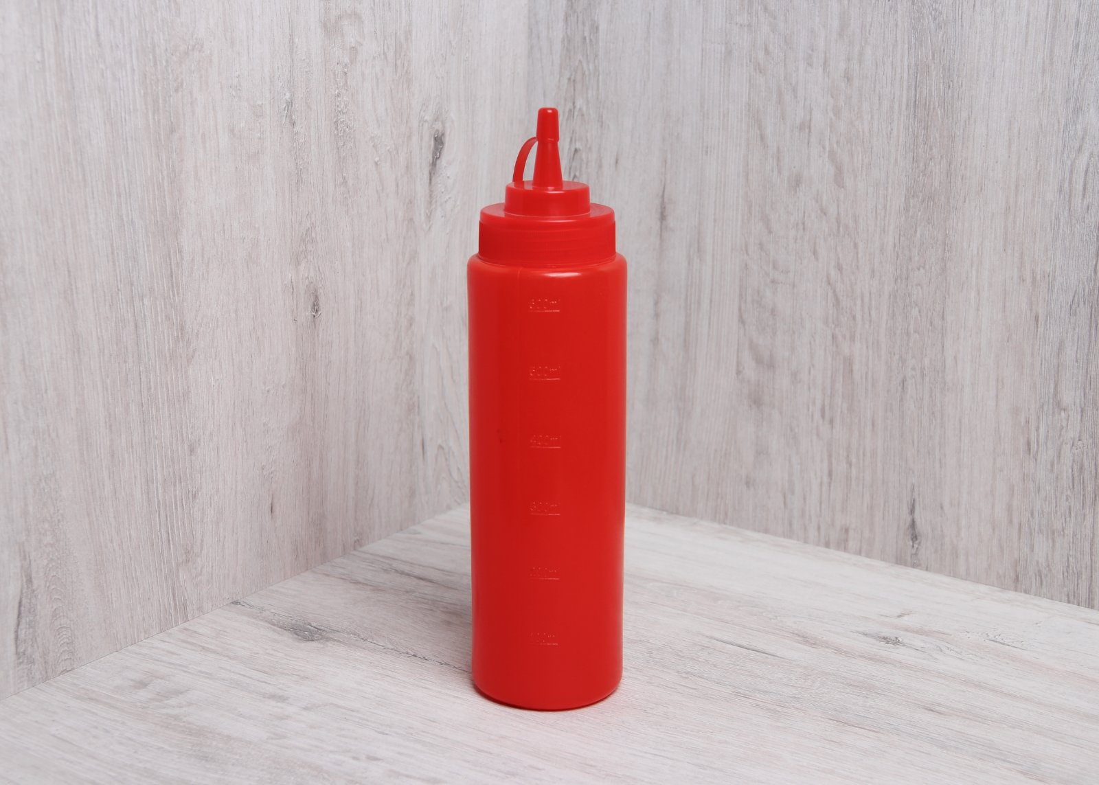 Бутылка для соусов с носиком красная, 480 мл