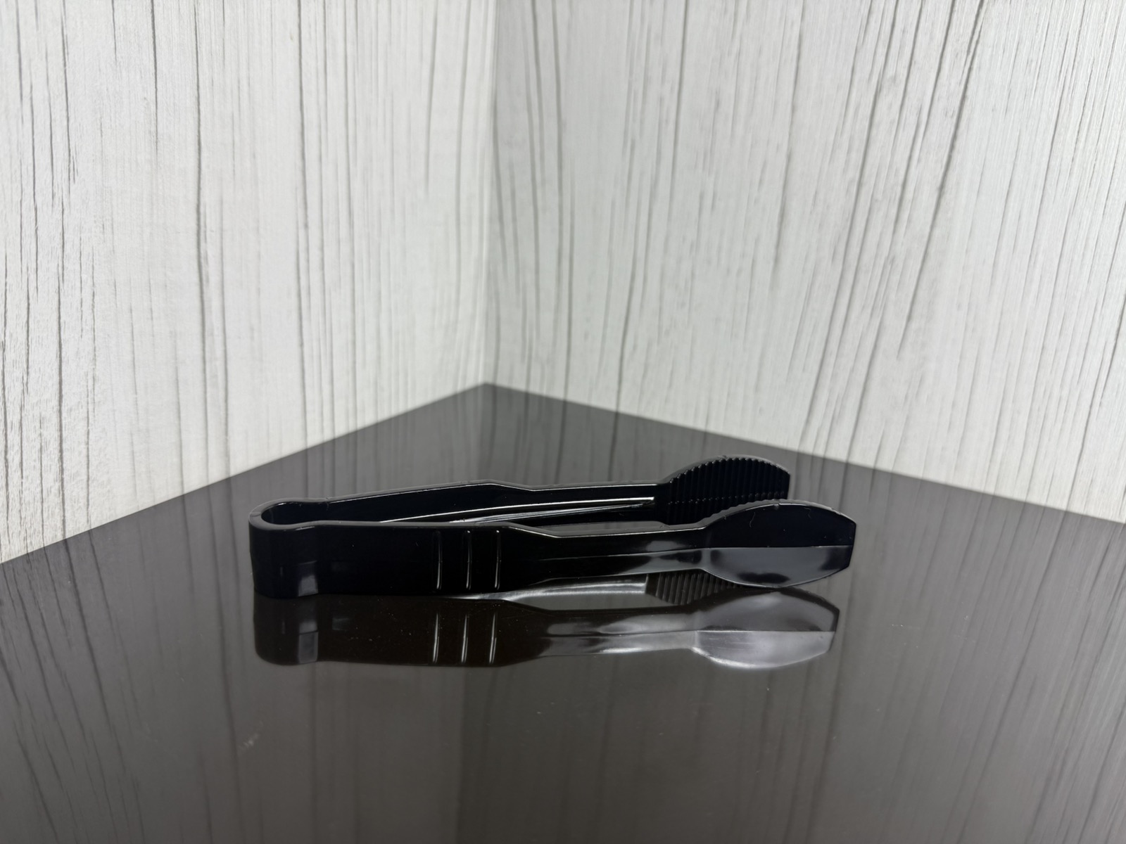 Щипці, 150 мм, полікарбонат чорний, арт. KN-P-006В