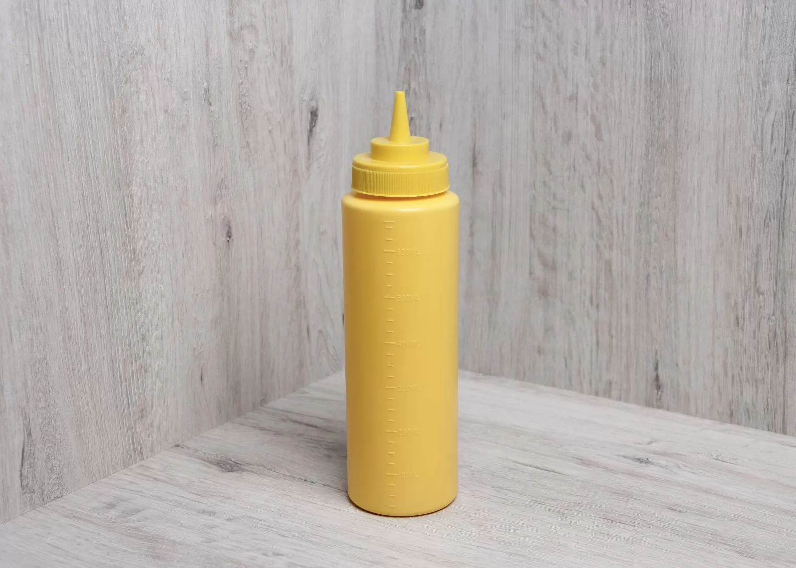 Бутылка для соусов с носиком жёлтая, 480 мл